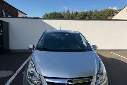 Opel Corsa 169.000 km 3.190 &euro; Köln 51063