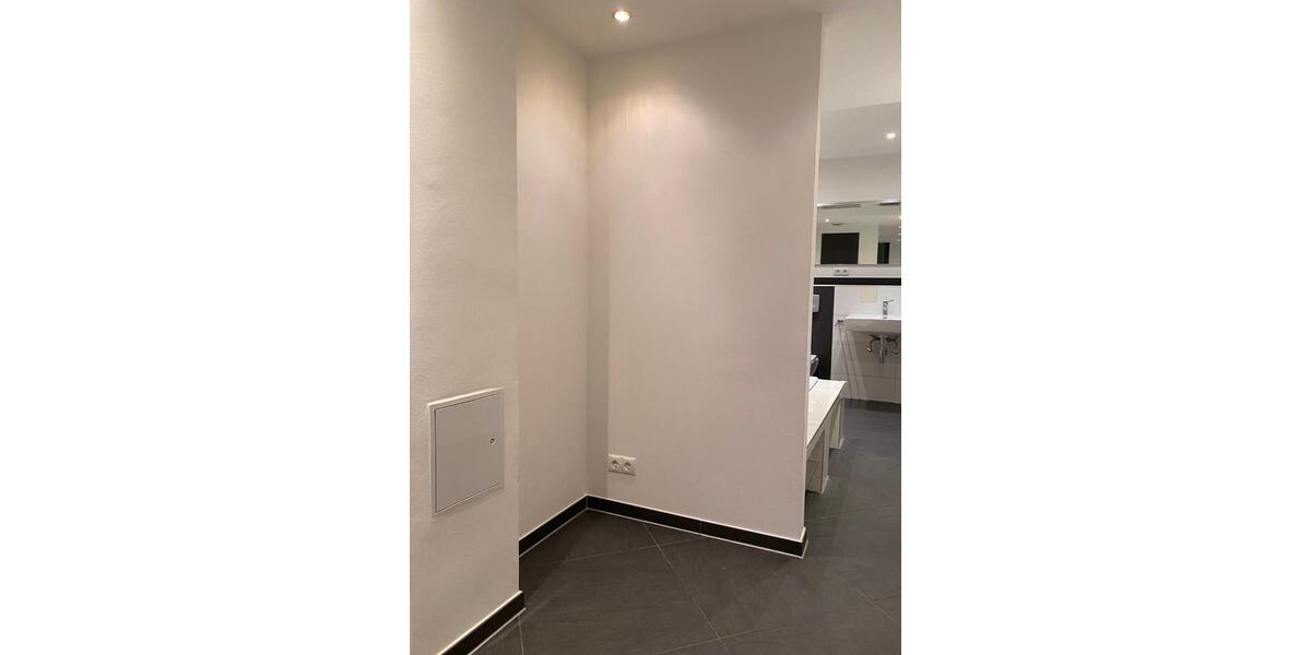 Erdgeschoßwohnung Bonn Bad Godesberg - 3 Zimmer, 151 m&sup2;, 2.280&euro; | Angebot:25807104