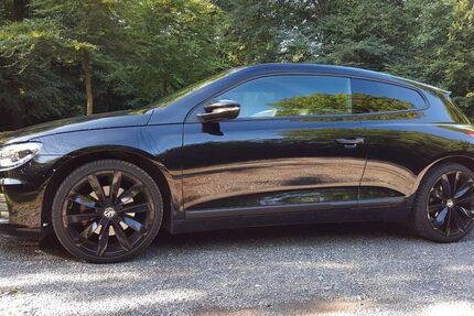 VW Scirocco 83.155 km 15.900 &euro; Düren 52355