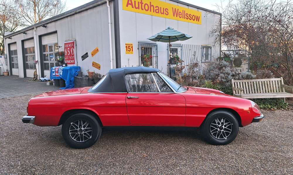 Alfa Romeo Spider 85.000 km 12.900 &euro; Köln Porz-Grengel 51147
