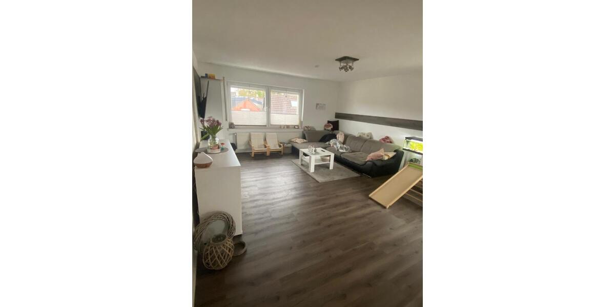 Etagenwohnung Zülpich - 3 Zimmer, 100 m&sup2;, 800&euro; | Angebot:25253840