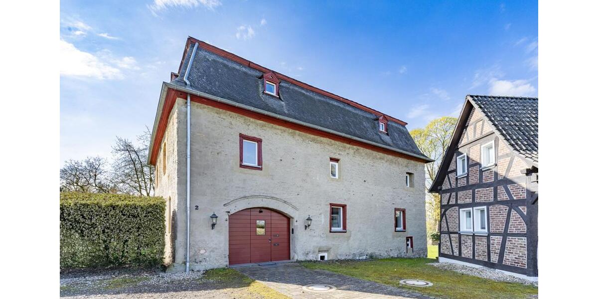 Maisonettenwohnung Swisttal - 6 Zimmer, 235 m&sup2;, 2.100&euro; | Angebot:26678943