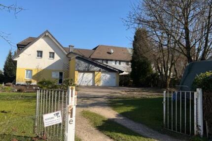 Haus Leverkusen Schlebusch - 4 Zimmer, 245 m&sup2;, 2.700&euro; | Angebot:25374192