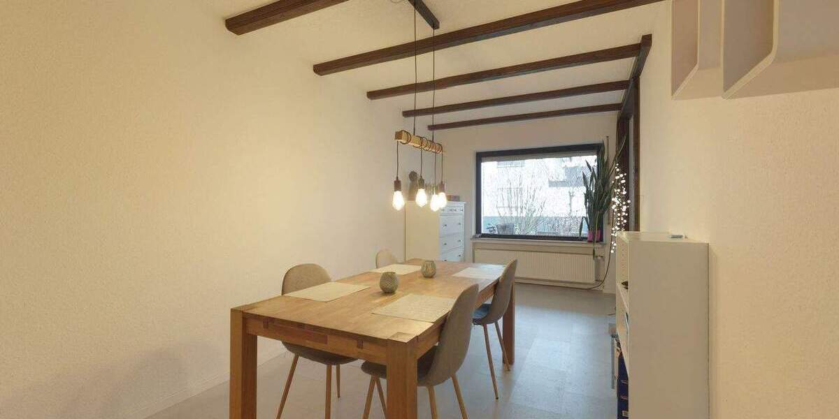 Reihenendhaus Lohmar - 4 Zimmer, 112 m&sup2;, 379.000&euro; | Angebot:25744042