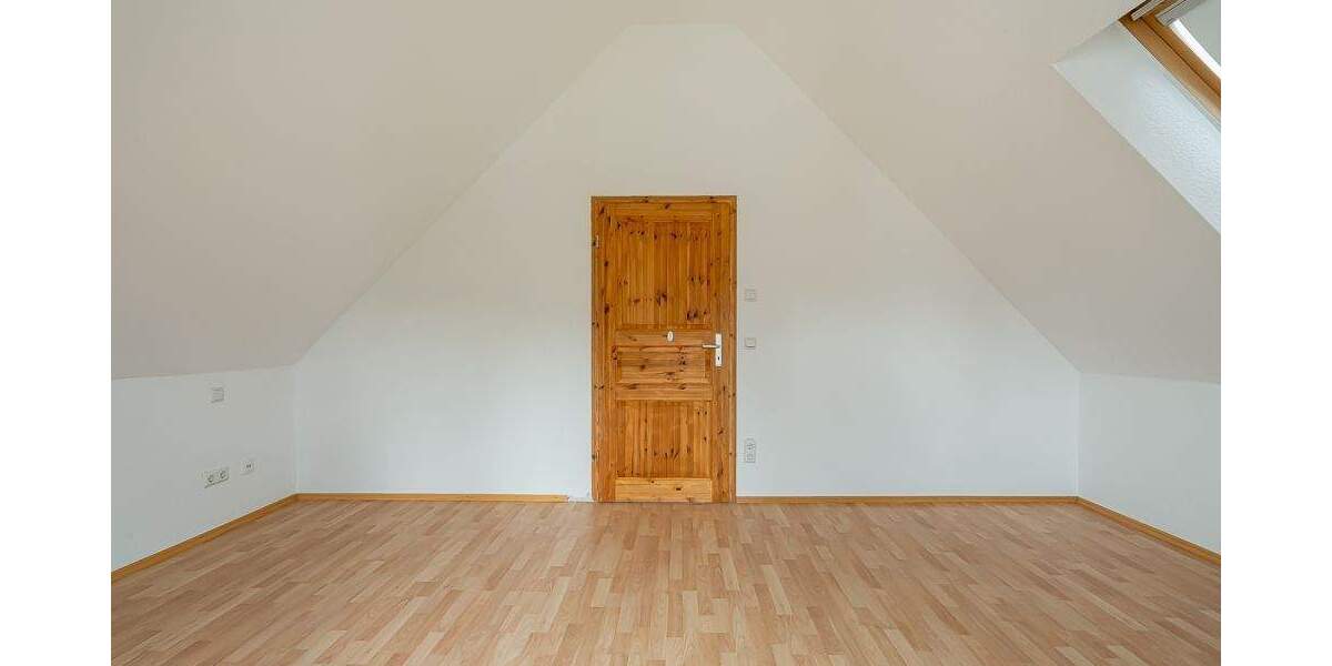 Doppelhaushälfte Rösrath - 7 Zimmer, 178 m&sup2;, 599.000&euro; | Angebot:25686536