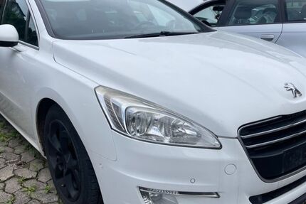 Peugeot 508 325.897 km 5.400 &euro; Euskirchen 53879