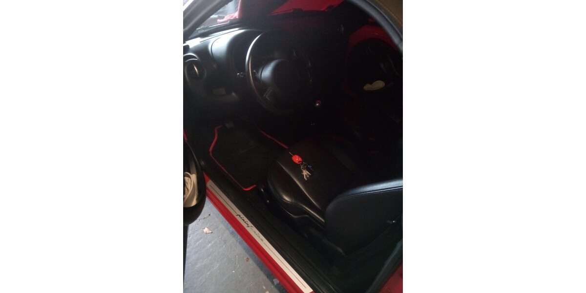 Ford Streetka 63.000 km 12.500 &euro; Merzenich 52399