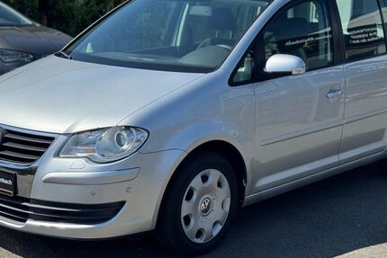 VW Touran 287.780 km 3.990 &euro; Rheinbach 53359