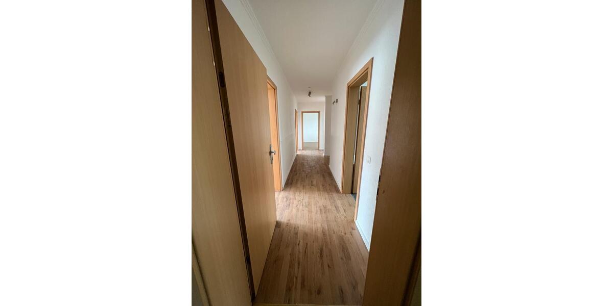 Hochparterre Troisdorf Bergheim - 3 Zimmer, 85 m&sup2;, 289.000&euro; | Angebot:25408304