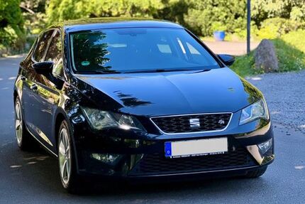 Seat Leon 189.753 km 7.199 &euro; Bonn 53177
