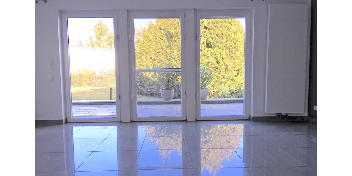 Erdgeschoßwohnung Euskirchen Dom-Esch - 3 Zimmer, 100 m&sup2;, 1.350&euro; | Angebot:26614601