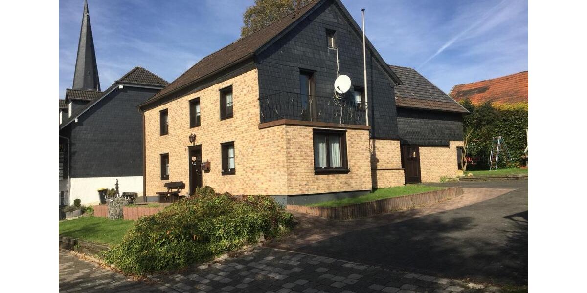 Mehrfamilienhaus, Wohnhaus Lohmar - 7 Zimmer, 419.000&euro; | Angebot:23593505