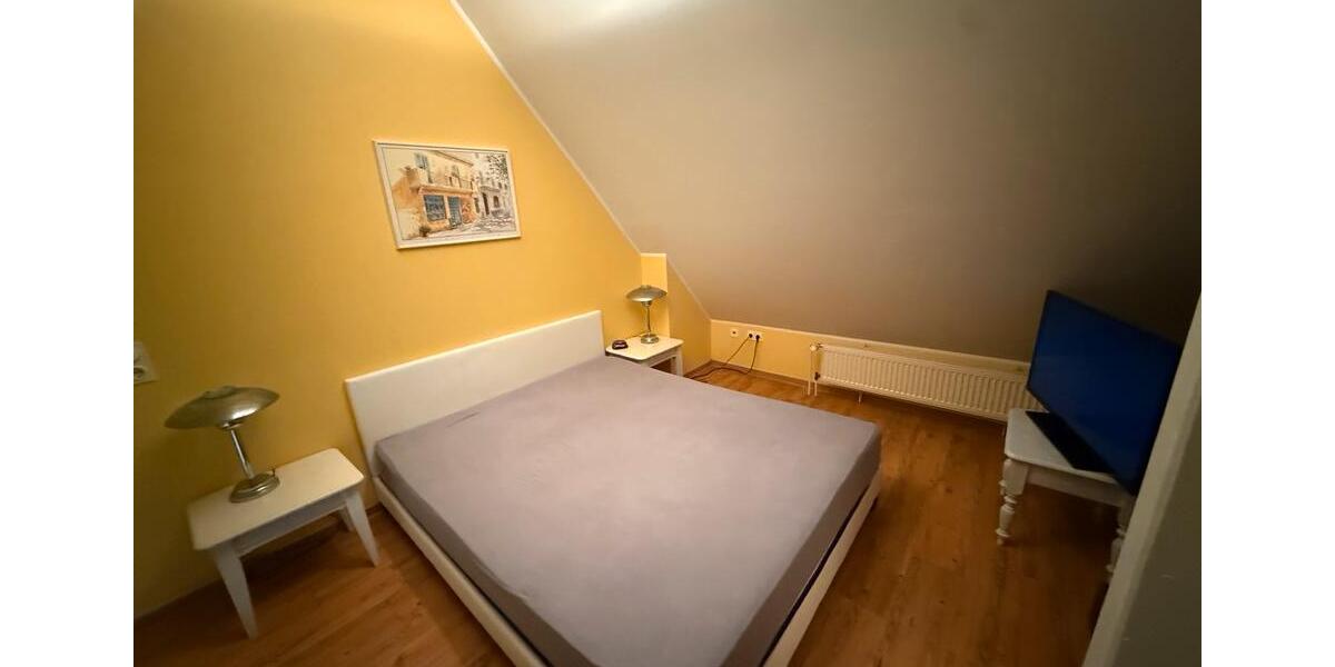Maisonettenwohnung Köln Lindenthal - 1.5 Zimmer, 38 m&sup2;, 850&euro; | Angebot:26041667