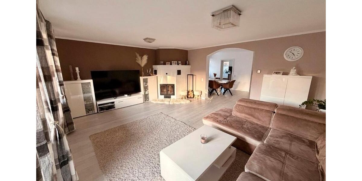 Doppelhaushälfte Köln Mülheim - 5.5 Zimmer, 160 m&sup2;, 2.450&euro; | Angebot:26628613