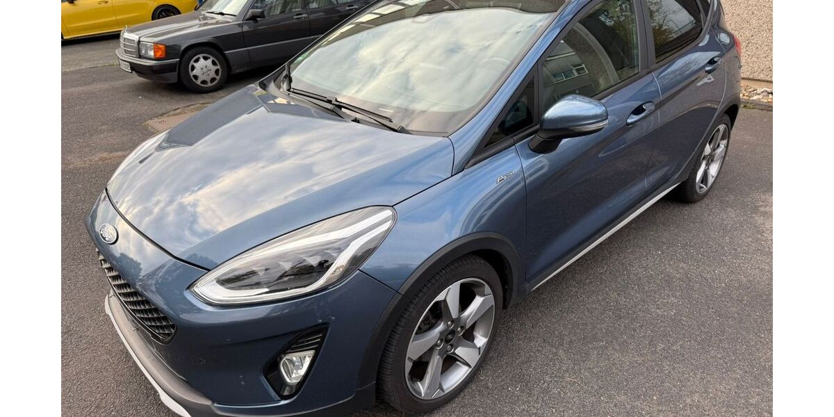 Ford Fiesta 73.000 km 12.490 &euro; Köln 50739