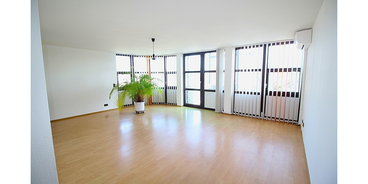 Bezugsfreie, barrierearme und frisch renovierte 2 Zimmer ETW mit Terrasse, Aufzug und TG-Stellplatz. - Etagenwohnung Sankt Augustin | Angebot:25378148