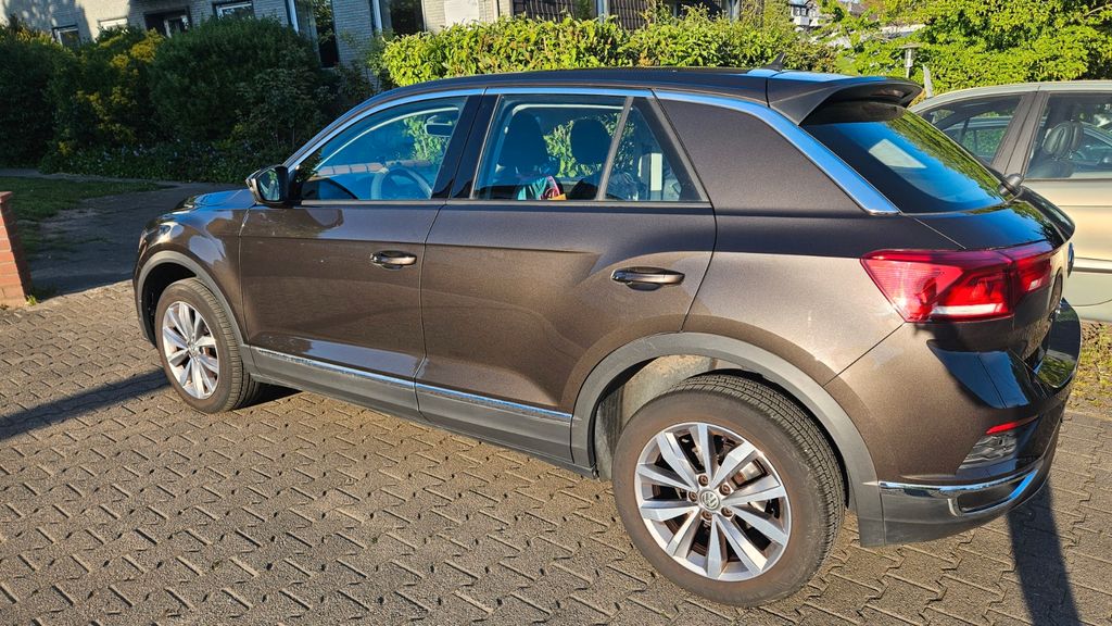 VW T-Roc 84.000 km 14.300 &euro; Leverkusen 51373
