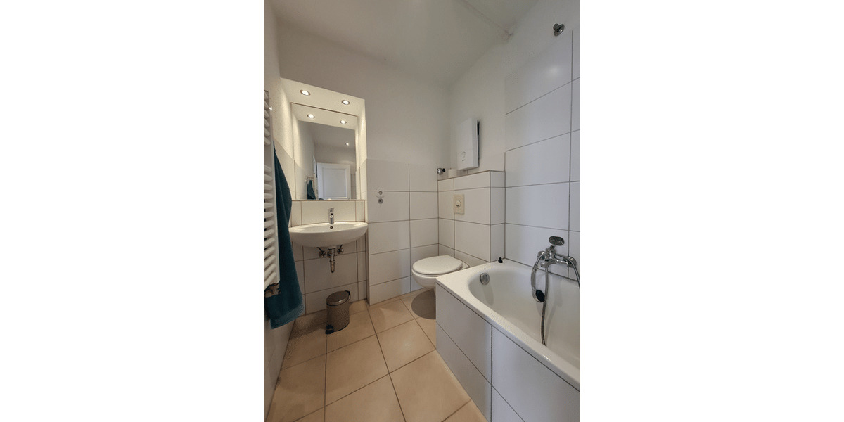 Etagenwohnung Bonn Zentrum - 2 Zimmer, 52 m&sup2;, 710&euro; | Angebot:26826936