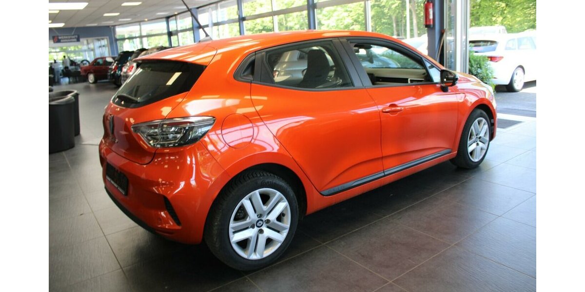 Renault Clio SCe 65 EVOLUTION 21.008 km 13.980 &euro; Euskirchen 53881