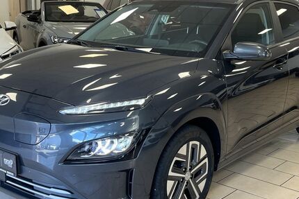 Hyundai KONA 63.028 km 23.000 &euro; Bonn 53227
