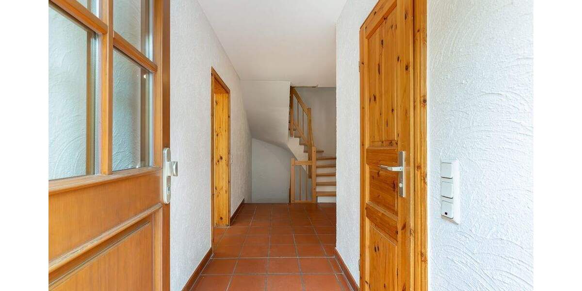 Doppelhaushälfte Rösrath - 7 Zimmer, 178 m&sup2;, 599.000&euro; | Angebot:25686536