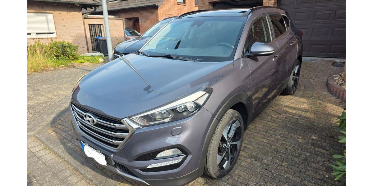 Hyundai TUCSON 144.000 km 15.900 &euro; Bergheim 50126