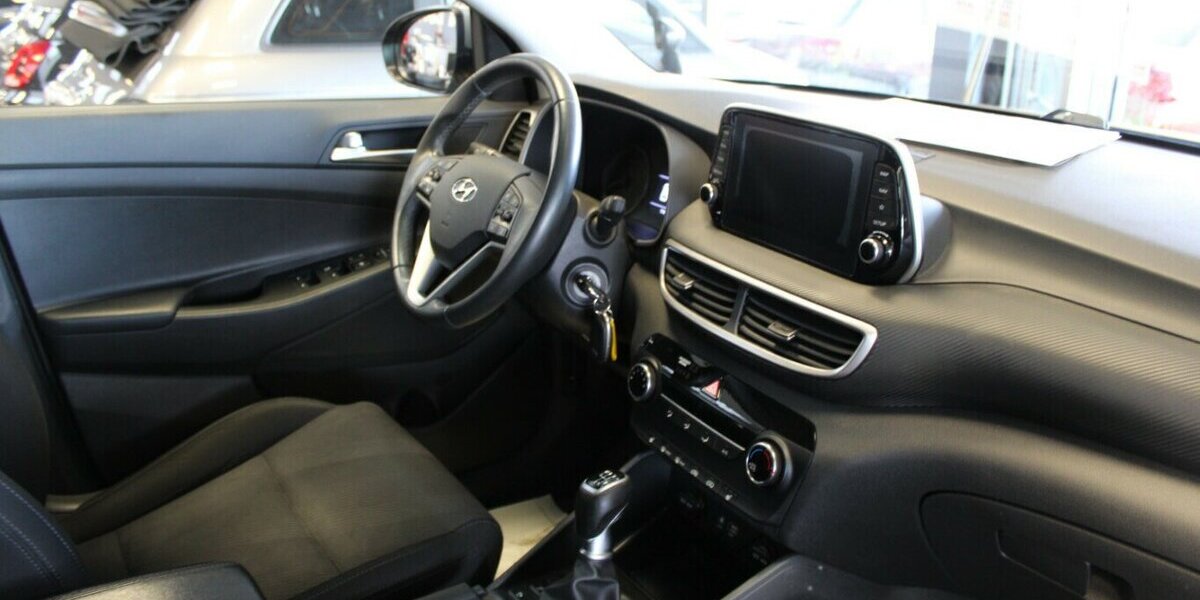 Hyundai Tucson 1.6 GDi 2WD AHK + Navi + Kamera + AHK 77.410 km 15.480 &euro; Euskirchen 53881