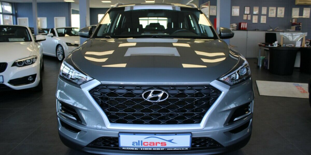 Hyundai Tucson 1.6 GDi 2WD AHK + Navi + Kamera + AHK 77.410 km 15.480 &euro; Euskirchen 53881