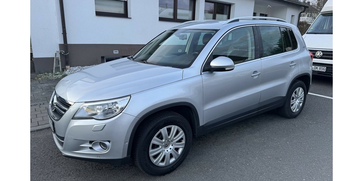 VW Tiguan 2.0TSI DSG 4-Motion Xenon AHK SR+WR 1.Hd 109.500 km 11.400 &euro; Erftstadt 50374