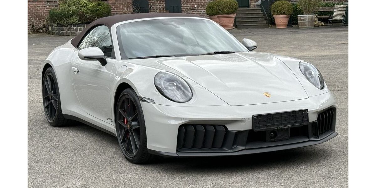 Porsche 992 11.400 km 183.790 &euro; Frechen (bei Köln) 50226