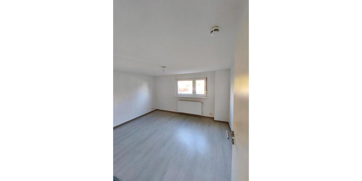 Erdgeschoßwohnung Troisdorf - 3 Zimmer, 63 m&sup2;, 750&euro; | Angebot:25602111
