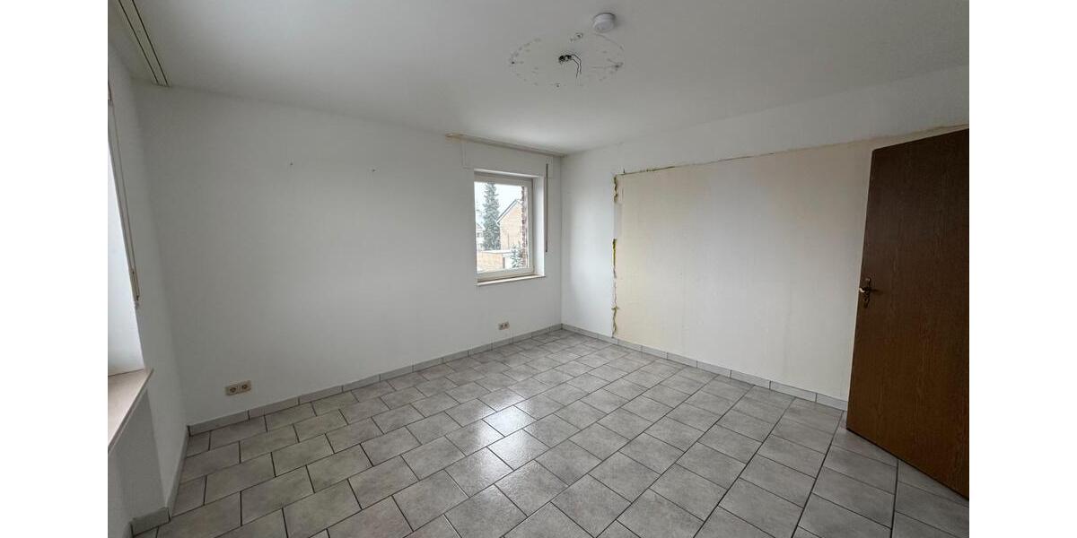 Etagenwohnung Bergheim Auenheim - 3 Zimmer, 91 m&sup2;, 780&euro; | Angebot:26067479