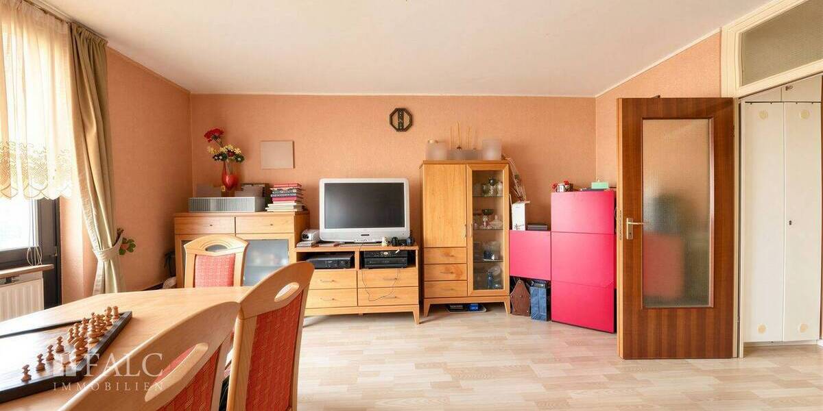 Etagenwohnung Pulheim Brauweiler - 3 Zimmer, 81 m&sup2;, 259.000&euro; | Angebot:26037583