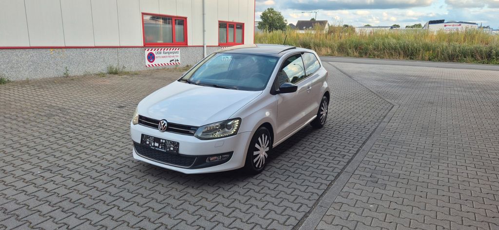 VW Polo 179.861 km 4.499 &euro; Euskirchen 53879