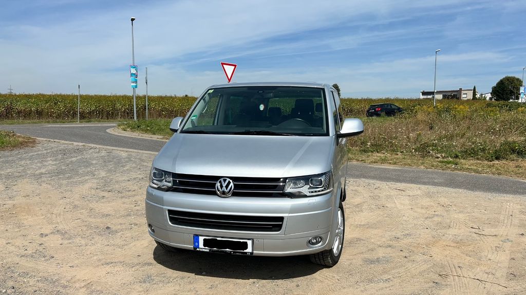 VW T5 Multivan 224.000 km 19.999 &euro; Bornheim 53332