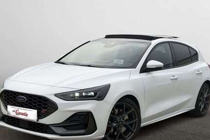 Ford Focus 37.771 km 31.499 &euro; Köln 50829