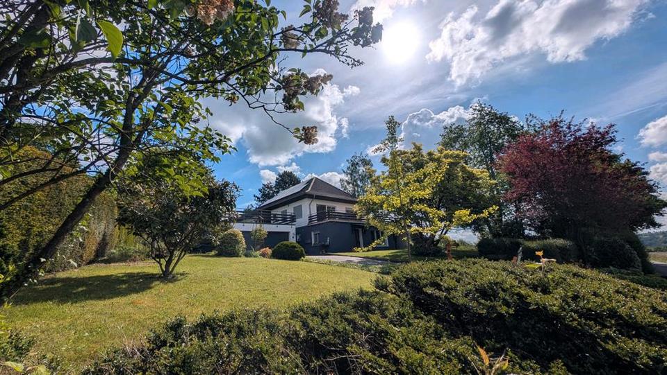 Einfamilienhaus Lohmar - 5 Zimmer, 219 m&sup2;, 750.000&euro; | Angebot:26944054