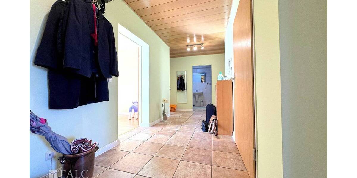 Etagenwohnung Bonn Dransdorf - 3 Zimmer, 115 m&sup2;, 1.300&euro; | Angebot:26672628
