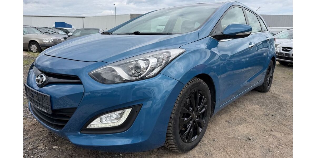 Hyundai i30 259.956 km 2.890 &euro; Weilerswist 53919