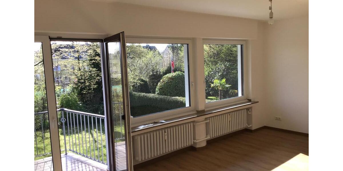 Etagenwohnung Köln Kalk - 4 Zimmer, 105 m&sup2;, 1.520&euro; | Angebot:26040989
