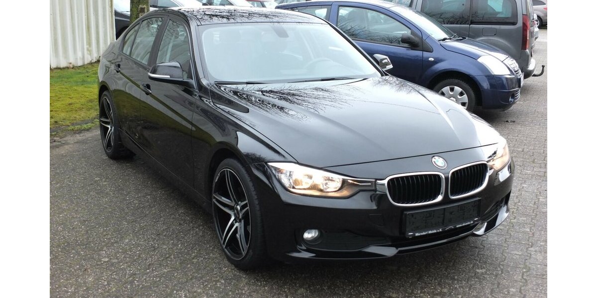 BMW 316i NAVI KLIMAAUTOMATIK 19 ZOLL PDC SHZ 99.865 km 13.408 &euro; Köln 50858