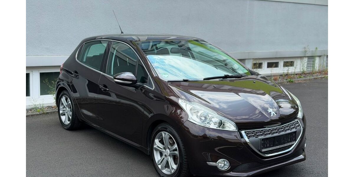 Peugeot 208 149.800 km 4.999 &euro; Bonn 53127