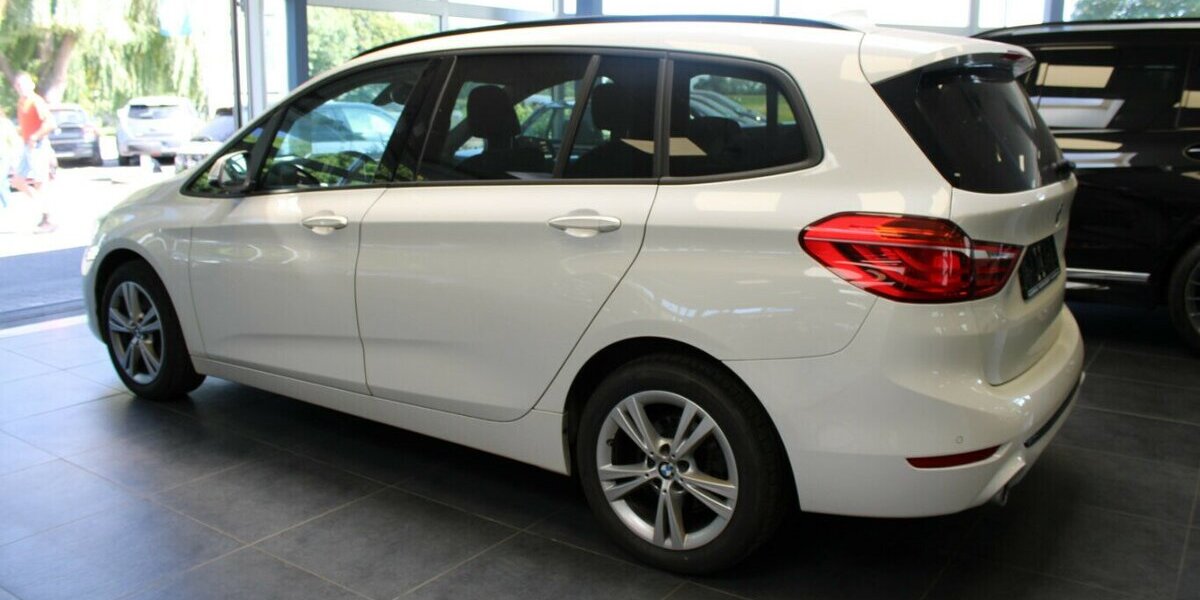 BMW 218 Gran Tourer Aut. Sport Line - Navi - LED - Kam 69.998 km 22.980 &euro; Euskirchen 53881