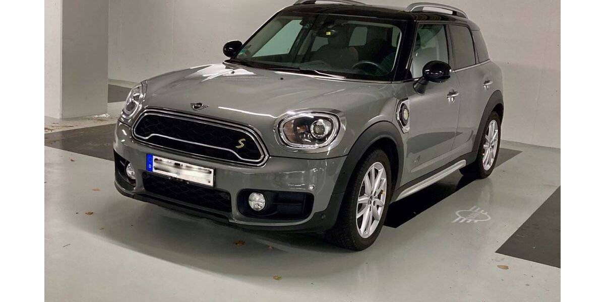 Mini Countryman SE (Cooper) 63.438 km 17.800 &euro; Swisttal 53913
