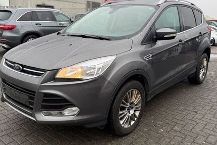 Ford Kuga 251.000 km 5.999 &euro; Euskirchen 53879