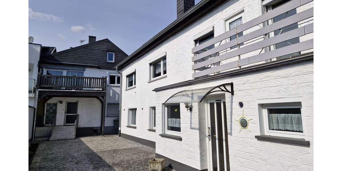 Einfamilienhaus Siegburg / Stallberg Stallberg - 9 Zimmer, 203 m&sup2;, 499.000&euro; | Angebot:25915818