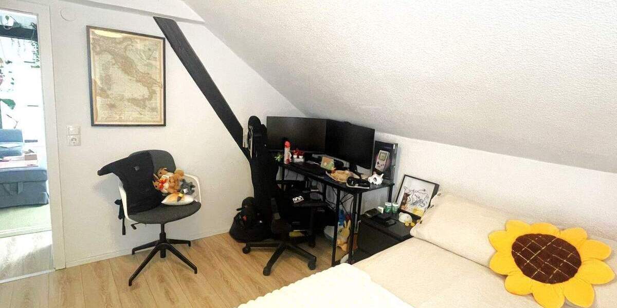 Etagenwohnung Bonn Zentrum - 2 Zimmer, 55 m&sup2;, 900&euro; | Angebot:25862263
