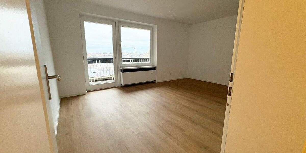 Etagenwohnung Köln Bayenthal - 4 Zimmer, 126 m&sup2;, 1.890&euro; | Angebot:25769471