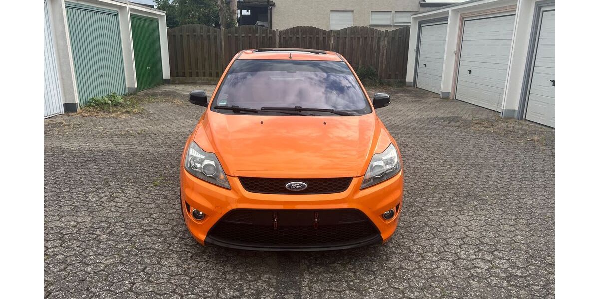 Ford Focus 146.166 km 8.999 &euro; Swisttal 53913