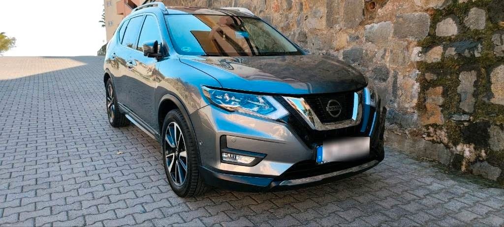 Nissan X-Trail 156.000 km 18.490 &euro; Köln 50735